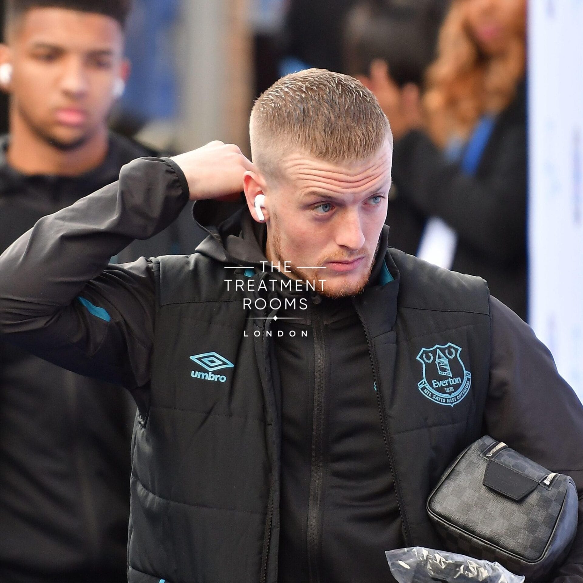 Picture highlighting Jordan Pickford's hairline