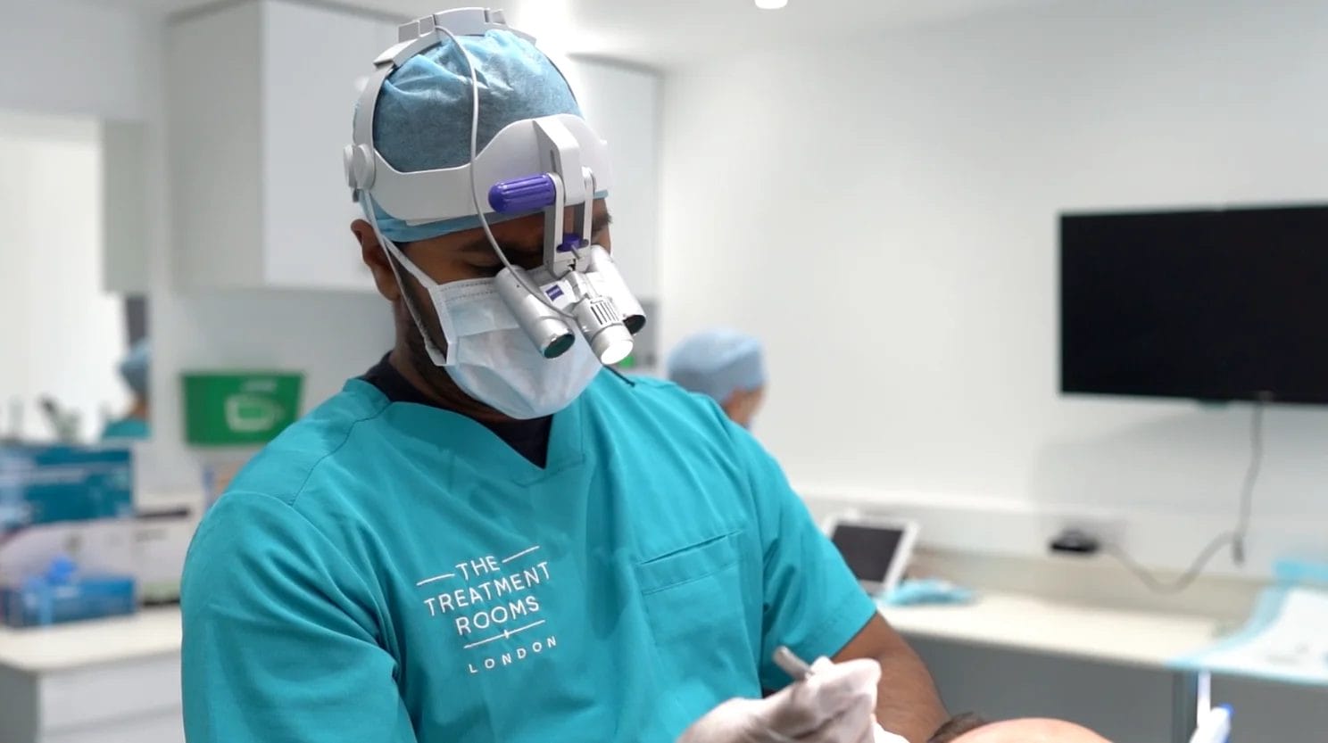 Unshaven hair transplant risks