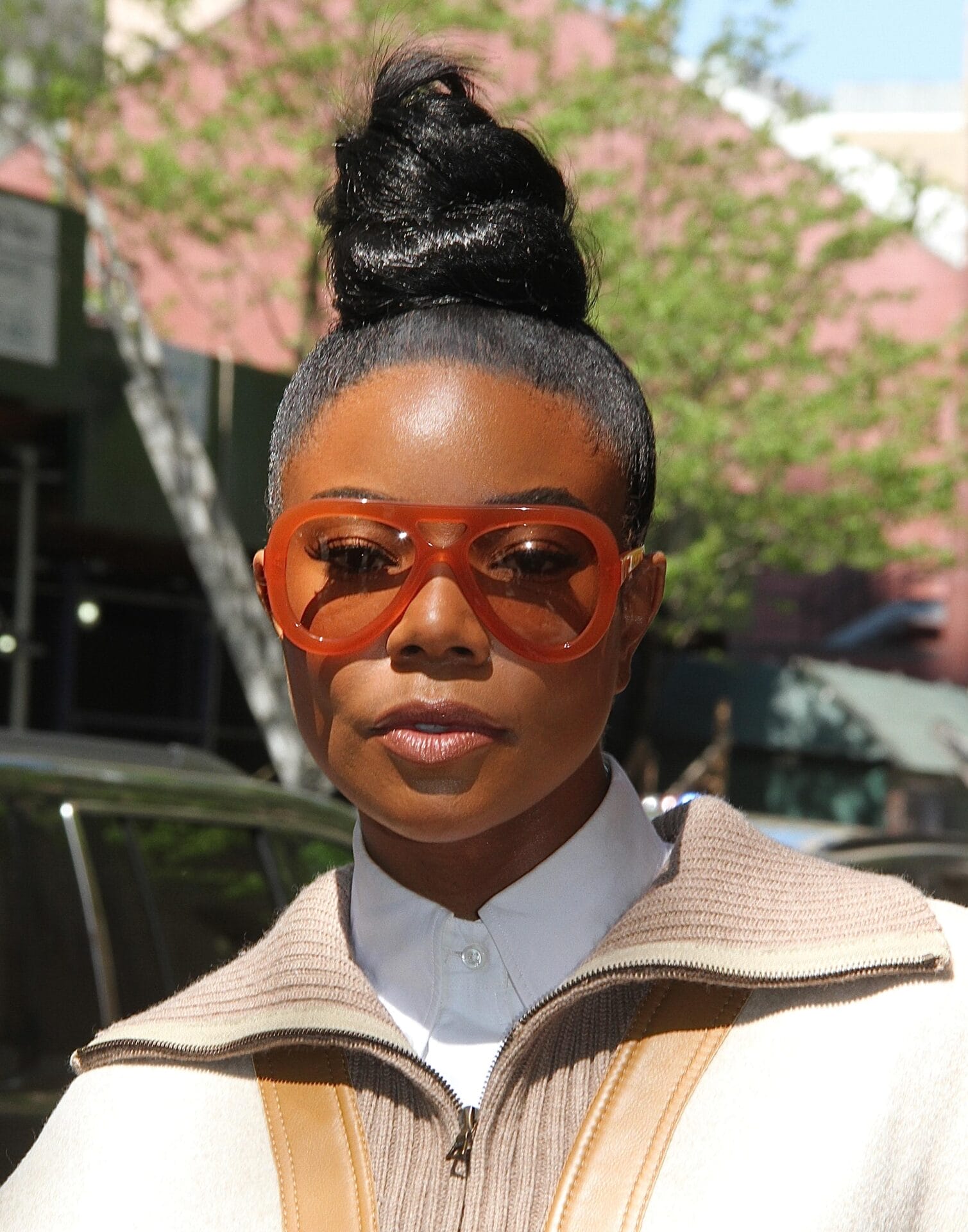 top knot to hide female pattern baldness